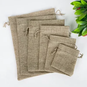 Sac en jute naturel recyclable de style rétro 10x14cm avec impression par transfert thermique et option de logo personnalisé pour emballage cadeau