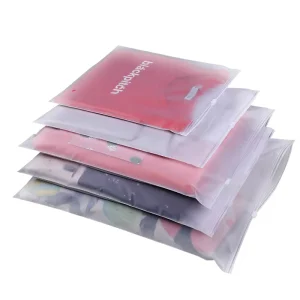 Aangepaste Kleding Poly Ziplock Kleding Staande Ziplock Tassen voor Garment Zipper Bag Ziplock Verpakkingszakken
