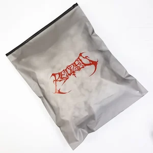 Saco de Embalagem de Vestuário Personalizado com Zíper - Sacos de Plástico Pretos para Embalagem de Roupas Brancas Foscas com Logótipo