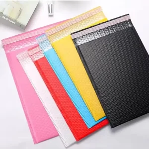 Custom Moisture Proof Poly Clothing Packaging Bags With Zipper Lock and Hot Stamping Plastic Mailing Bubble Bags