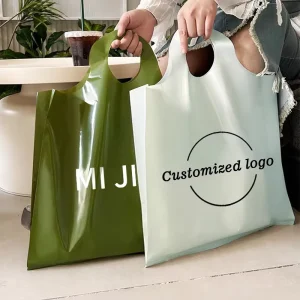Sacos de compras plásticos personalizados impressos com alça recortada, ecológicos, recicláveis, sacos de vestuário para retalho