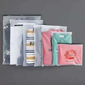 Custom Transparent Packing Bag Zip Lock Garment Bag Plastic Clothing Zipper Bags With Logo