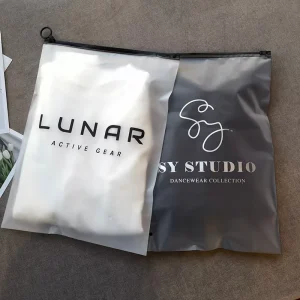 Gestalten Sie Ihre eigenen Logo-Recyclingbeutel, frosted, Bekleidungs-Ziplock-Versandtaschen, Kunststoffbeutel, Reißverschluss-Poly