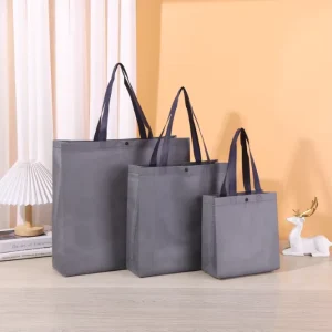 Maßgefertigte große Vliesstofftaschen für Bekleidungsgeschäfte, Einkaufstaschen und Vliesstoff-Handtaschen