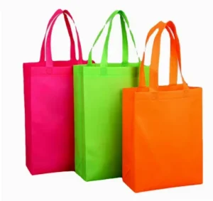 Individuell gestaltete, umweltfreundliche Taschen aus Vliesstoff, laminierte Take-Out-Verpackungstaschen, Bekleidungsverpackungstaschen, Versandtaschen