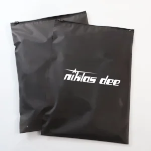 エコフレンドリーCPE衣料品包装袋カスタムロゴ再利用可能ジッパーバッグ（ラグジュアリーブランドファッションアパレル用）