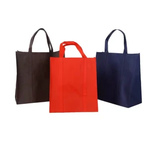 Umweltfreundliche wiederverwendbare Vliesstofftasche, individuell bedruckbare Bekleidungsverpackung