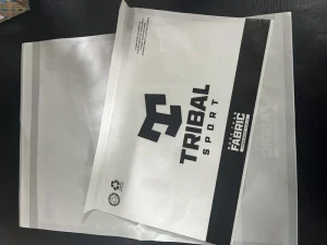 Frosted Ritssluiting Kledingzakken Herbruikbare Plastic Verpakkingszakken met Aangepast Logo voor Kleding en Sportkleding