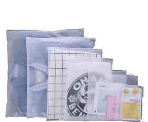 Herstellerfabrik Matt PVC PE Kunststofftextilverpackungsbeutel mit Reißverschluss für Socken Schuhe Pelz