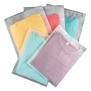 Sacos Plásticos Ziplock Recicláveis para Vestuário, com Logótipo Transparente em Relevo e Zíper Fosco para Roupas