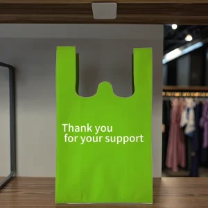 Gepersonaliseerde Milieu-vriendelijke PP Niet-geweven Vesttas Fabrieksdrukbare T-shirt Verpakking voor Supermarkt Tentoonstellingsgebruik Kleding