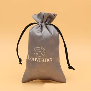 Professionelle kleine Satin-Zugbeutel, textile Verpackungslösung