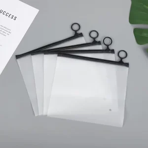 Recycelbare, Siebdruck, Frosted, Transparente, Bunte, Matte, Wiederverwendbare, Reißverschluss, Individuelle Versandtasche für T-Shirts, Kleidung, Socken