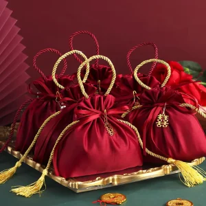 Roter Stoffseiden-Zugbeutel für Süßigkeiten, Schmuck, Geschenke mit Schleife für Geburtstags- und Hochzeitsverpackungen