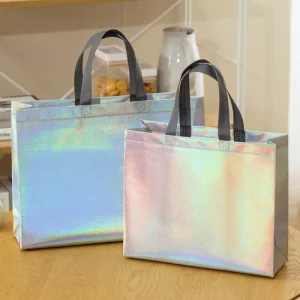 Sacs porteurs non tissés à poignée renforcée en arc-en-ciel brillant pour magasins de vêtements, cadeaux pour mariages et anniversaires