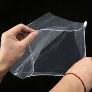 Transparente recycelbare Kunststoffverpackungs-Reißverschlusstaschen T-Shirt Zip-Lock Bekleidungsbeutel mit Logo