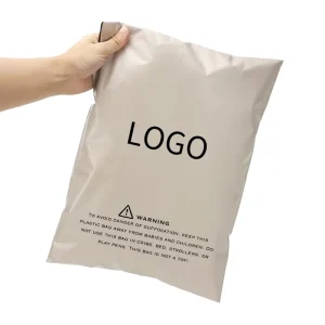 Weiße Poly-Mailer-Taschen für Bekleidungsverpackung, Polybeutel für den Versand, maßgeschneiderte Mailer für Unternehmen