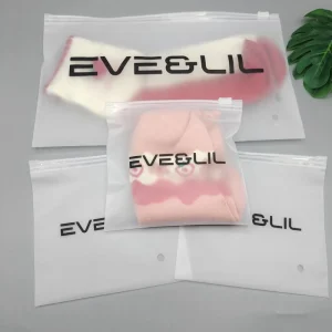 Sac d'emballage universel pour vêtements avec fermeture éclair en plastique noir, leggings, sacs à chaussettes et écharpes