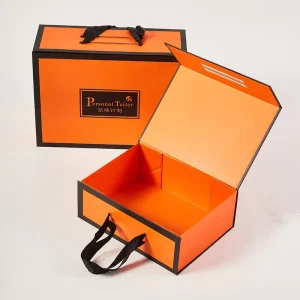 China Fabrikpreis, professionelle Bekleidungsverpackung aus recycelten Materialien, Prägepapierverpackung, Geschenkbox-Set, faltbare Luxusverpackung