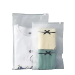 Aangepaste Kleding Ziplock Transparante Zakken Matte Print PE Ritszak Poly Zak Ritszak T-Shirt Kledingverpakking Plastic Zak