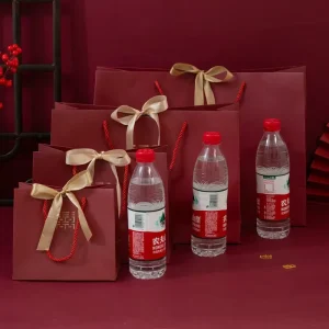Túi mua sắm giấy đặc biệt có in vàng, túi tay trắng cho áo phông, bao bì váy cưới, túi giấy đặc biệt