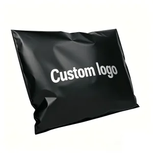 Benutzerdefinierte Logo schwarze matte Poly-Mailer-Taschen wasserdicht selbstklebende Versandverpackungs-Poly-Mailer für Online-Geschäfte