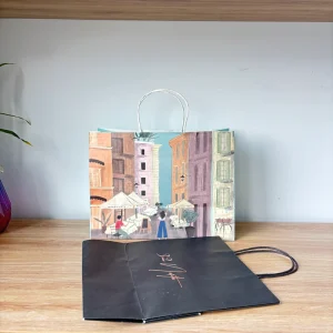 Sacs à provisions en papier artistique imprimés sur mesure avec poignées renforcées pour boutiques de détail et solutions d'emballage cadeau