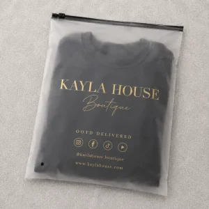 Benutzerdefinierte bedruckte Logo Frosted Badebekleidungsverpackungstaschen mit verstärktem PE-Material zu Fabrikpreisen für Bekleidungsverkäufer