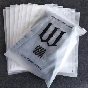 Benutzerdefinierte Logo-Frosted-Verpackungstaschen mit Reißverschluss