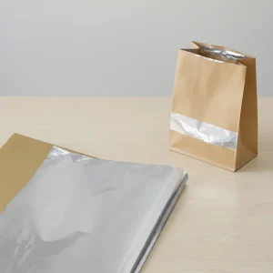 Emballage extérieur à sceller à chaud, résistant à l'humidité et à l'huile, en papier kraft blanc et brun laminé en aluminium