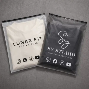 Sacos de roupa boutique foscos de alta resistência com design de fecho reutilizável a preço de fábrica
