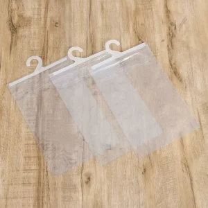 أكياس PVC عالية الجودة مخصصة مع شماعات لتغليف الملابس