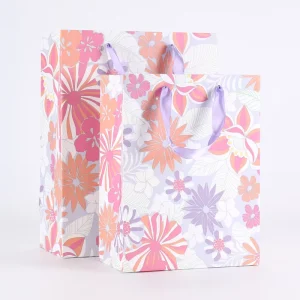 Bolsa de Papel de Compras con Flores Rosadas para Ropa Retail con Logotipo Personalizado