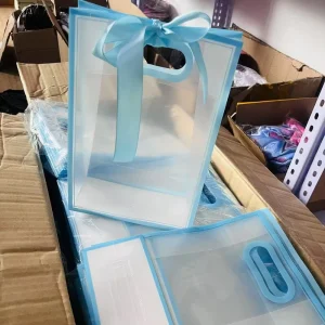 Bolsas de compras impresas con logotipo promocional, bolsa de plástico ecológica para llevar, tamaño personalizado con asas