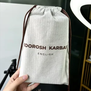 Перерабатываемая черная хлопковая канвасная сумка с завязками для упаковки одежды, индивидуальный логотип, пыльник для сумки, шляпы, обуви