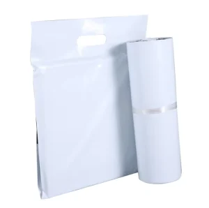 Sac d'expédition personnalisé avec impression logo, sac en plastique blanc imperméable, pochette de messagerie, sac poly mailer avec poignée