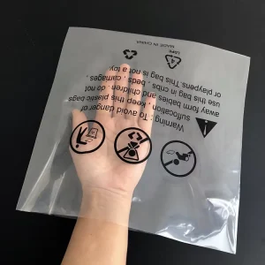 Transparante LDPE platte poly zak met verstikkingswaarschuwing open mond plastic zak voor kledingverpakking