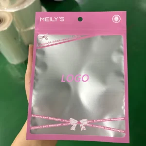 Aangepaste bedrukte verpakkingszakken met logo, plastic ritszakken voor modeaccessoires
