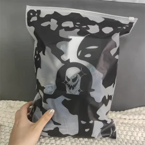 Aangepaste grote plastic verpakkingszakken voor kleding met rits, full-page print